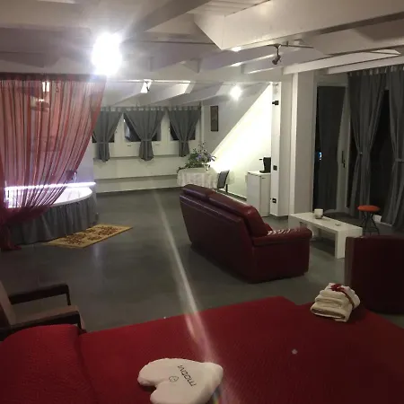 Walter לינה וארוחת בוקר 3*